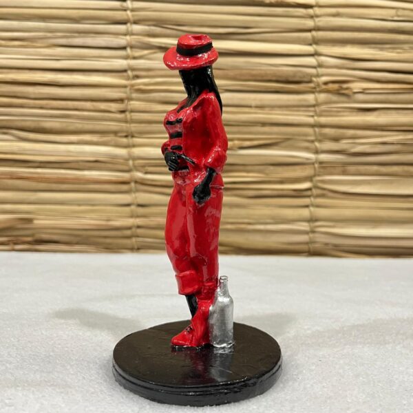 Maria Navalha em resina 15 cm - vermelho - Imagem 3