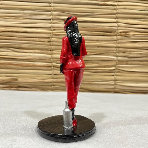 Maria Navalha em resina 15 cm - vermelho - Imagem 4