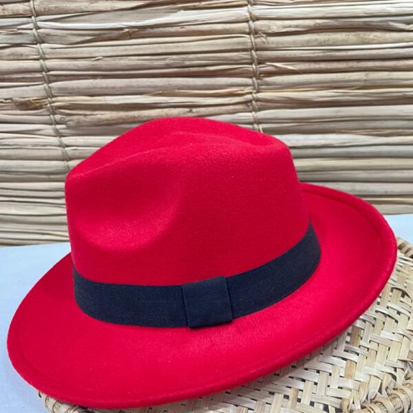 Chapéu Veludo Vermelho e Preto